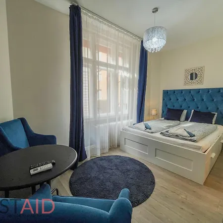 Apartment Dh30 - - Hostaid