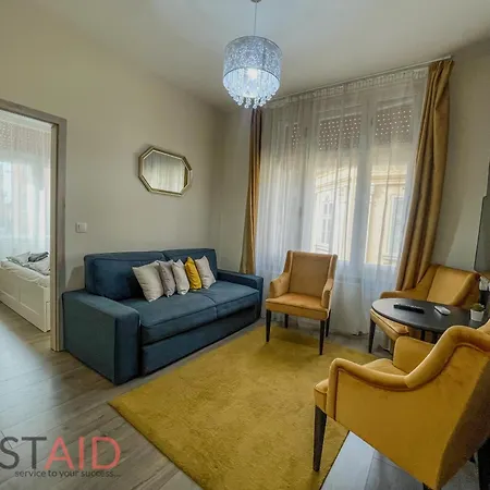 Dh30 - - Hostaid Budapest