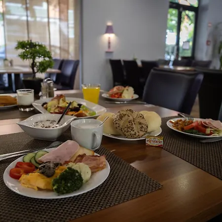Otel Regnum