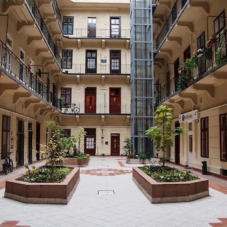 Szálloda Silver Center 3*