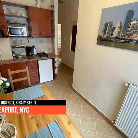 Apartment Little Americas New York