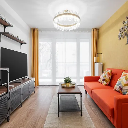 Апартаменты Near The River 1