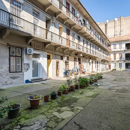 Nook Oasis * Budapest