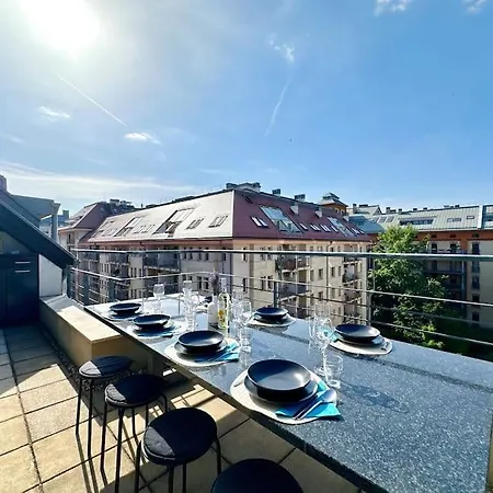 Riverside - Free Parking Apartment *