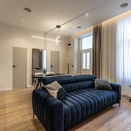 Kobi Luxury 2 Apartment *