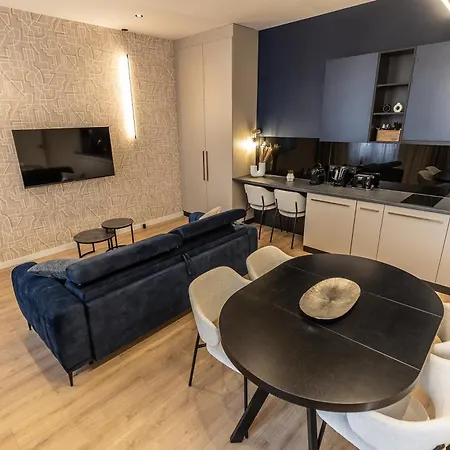 Kobi Luxury 2 Budapest