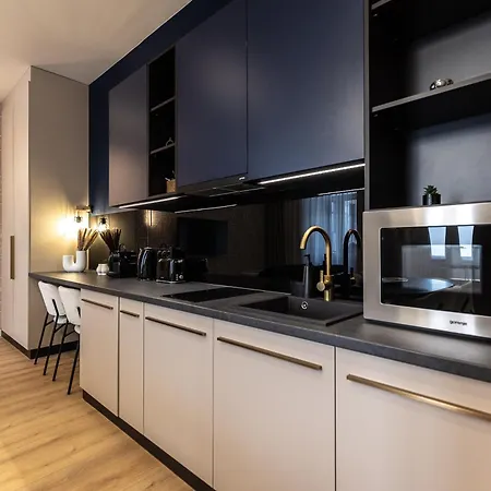 Kobi Luxury 2