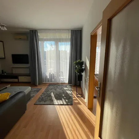 Sunlight - Free Garage Parking Apartament