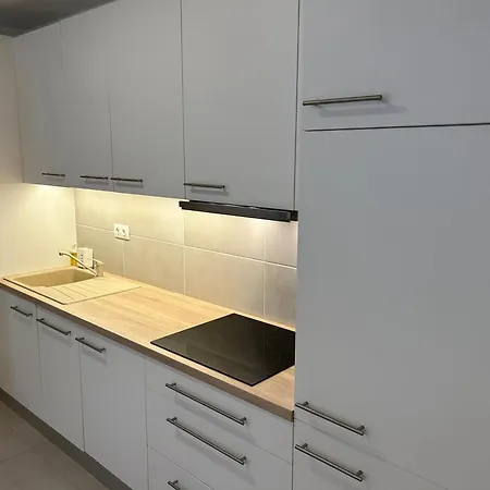 Apartment West Budapest-edge Of Downtown-free Parking *