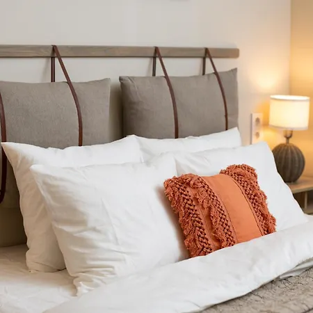 Apartament Charming Downtown *