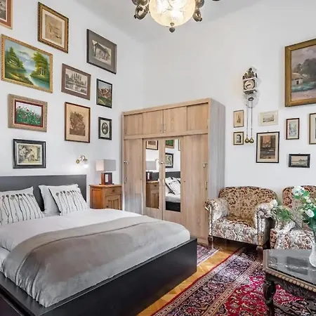 Apartment Astoria