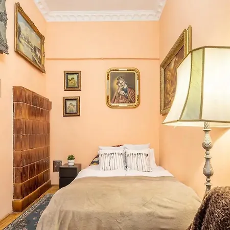 Astoria Apartment