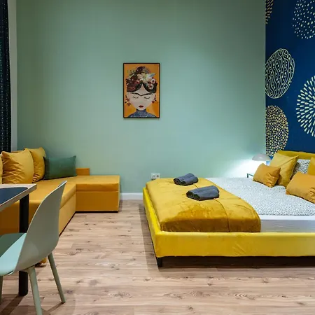 Holidays Courtyard Daire Budapeşte