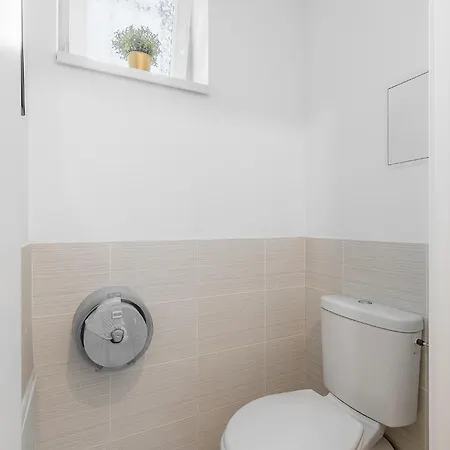 Two-bedrooms Cbd Bp Apartment Budapest