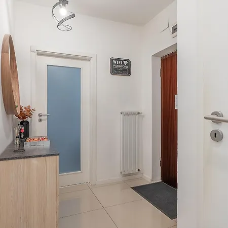Apartment Two-bedrooms Cbd Bp