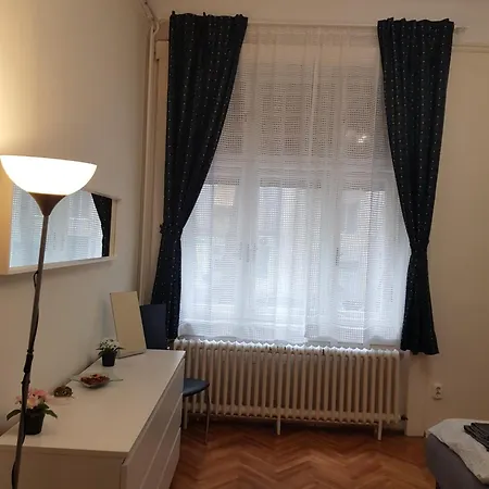 Apartment River Center *