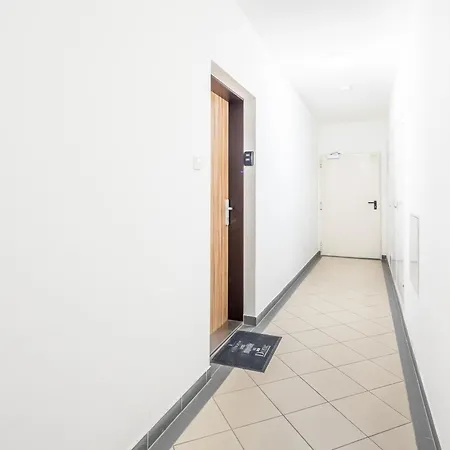 Apartment Cozy At Residential Area - Free Street Parking *