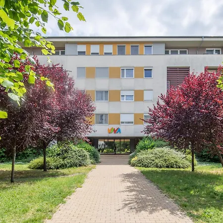 Cozy At Residential Area - Free Street Parking Budapest