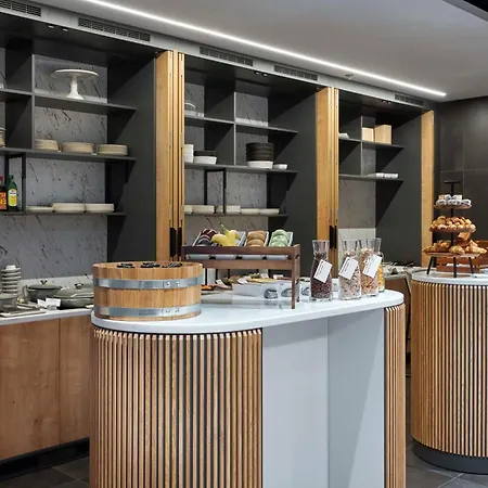 Radisson Budapart Hotel 4*