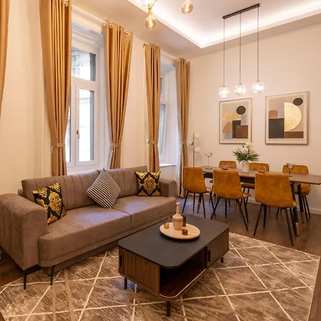 Exclusive Downtown Quentin By Prestige Homes *