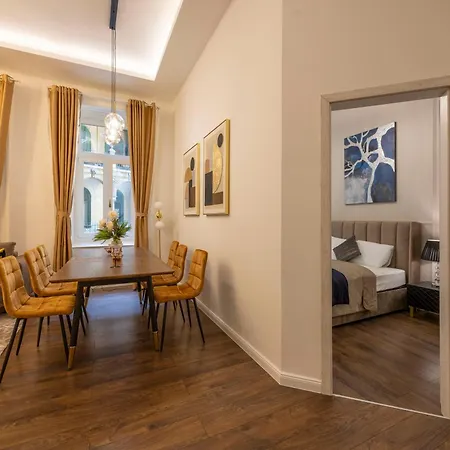 Exclusive Downtown Quentin By Prestige Homes Budapest
