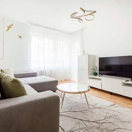 Modern Two-bedroom With Free Parking * Budapest