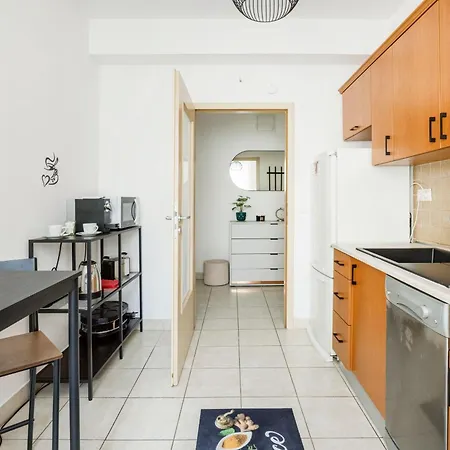 Apartment Modern Two-bedroom With Free Parking Budapest