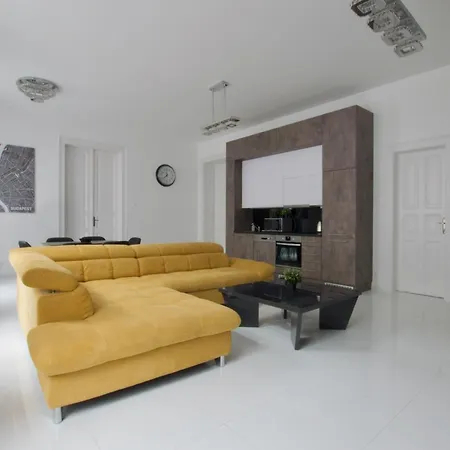 Premium By Hi5-ditroi Apartment