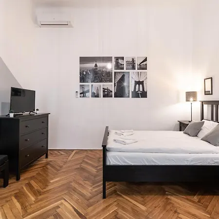 B8 - Grand Boulevard Cozy - Location By Bqa Budapest