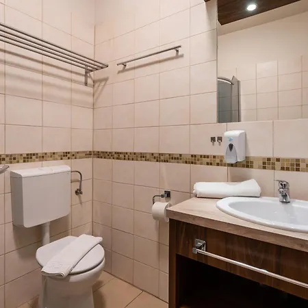 Hotel Elit Boutique Rooms- Location by bqa Budapest