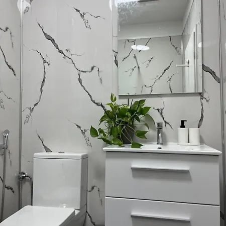 Apartment S8 Downtown *