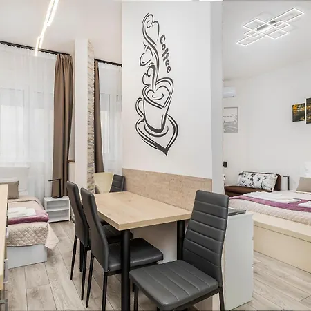 Galaxy Lift Parking Apartamento *