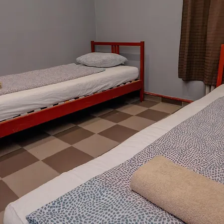 Hostel Deep