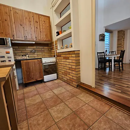 The Greenest Vintage Apartament