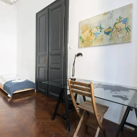 Kertesz 22 - 3 Bedrooms And Living With 2 Baths Apartment