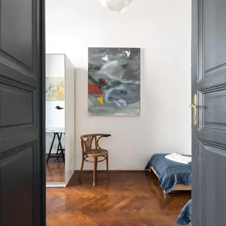 Kertesz 22 - 3 Bedrooms And Living With 2 Baths Budapest