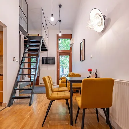 Mooki Loft&garden In Sohobudapest * Budapest