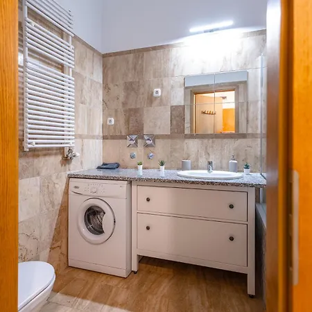 Mooki Loft&garden In Sohobudapest *