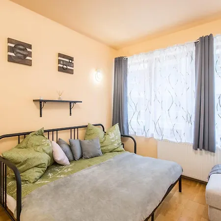 Апартаменты Very Central - Large - Balcony - Comfy Будапешт