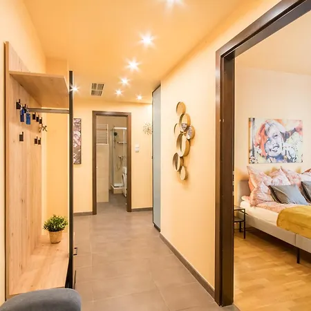 Апартаменты Very Central - Large - Balcony - Comfy Будапешт