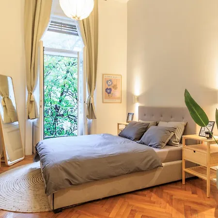 Apartment Designer *