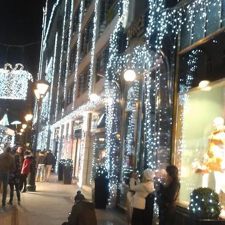 Fashion Street Luxury Apartman