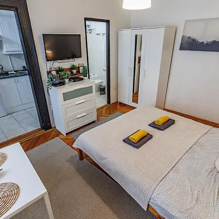 Apartment Beat Of The - Cozy Downtown Budapest