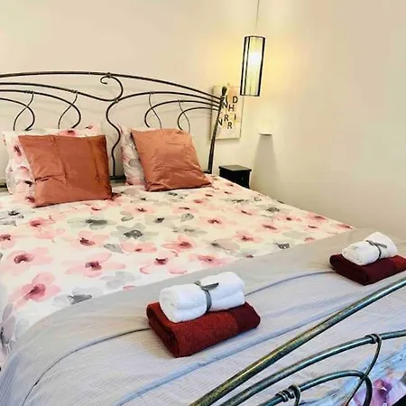 Luxury Flat In Downtown With Free Parking Budapest