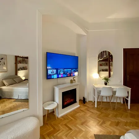 Romantic Centre Flat - Alexandra Budapešť
