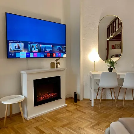 Romantic Centre Flat - Alexandra Apartmán