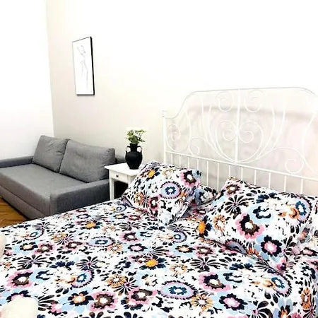 L5 Centre Elegancy With Ac Budapešť