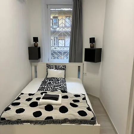 Mano Ii Apartment