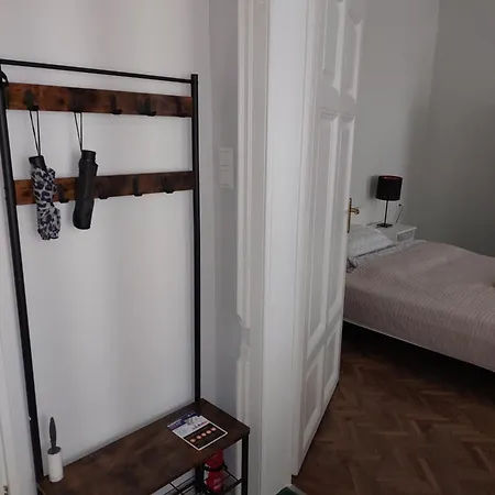 Quiet Place In The Center Apartment Budapest