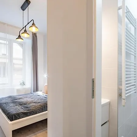 Extra - Mini Modern * Budapest